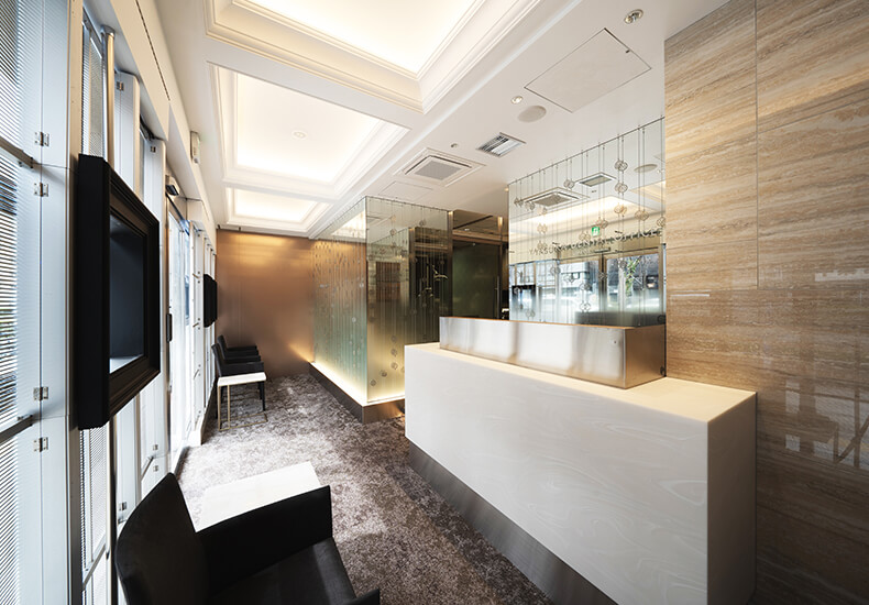 YASUOKA DENTAL OFFICE UMEDAのメイン写真